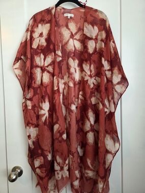 0073.  Woven Heart Rust and Cream Tie-Dye Blouse